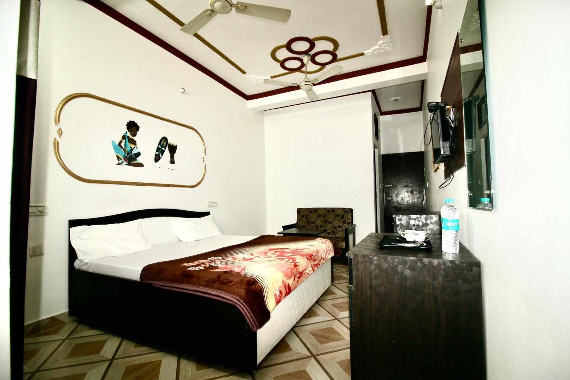 Sattva Cafe And Motel Rishīkesh 외부 사진
